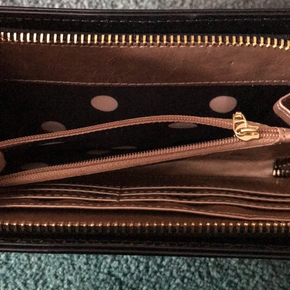 Anne Klein wristlet/wallet - Picture 3 of 4